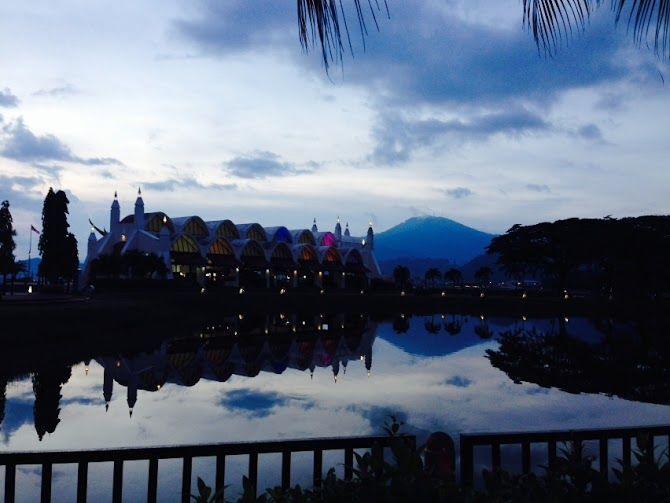 Photo of Malaysian snippets 39/53 by Sneha Reddy