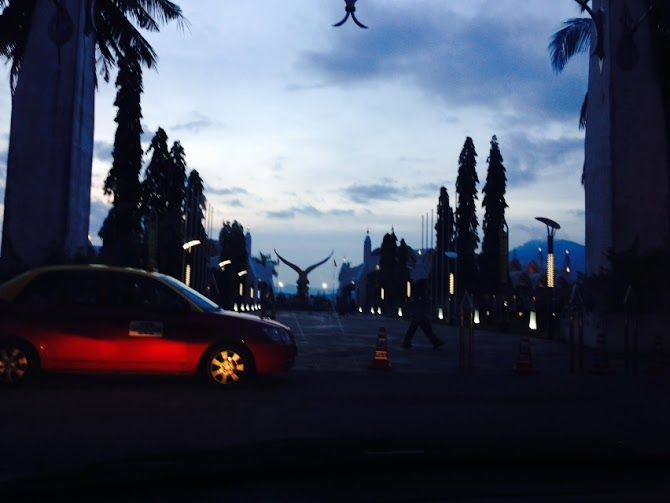 Photo of Malaysian snippets 40/53 by Sneha Reddy