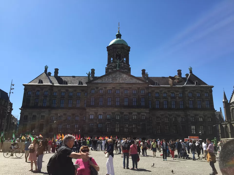 Photo of Dam Square, Amsterdam, Netherlands by Manas Mukul