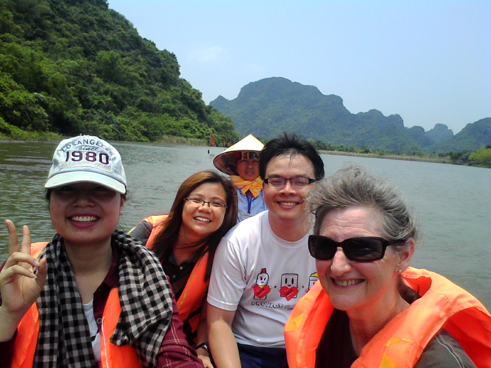 Photo of Hanoi Free Tours,Hoan Kiem Free Tours,Hanoi Free Tours Guide 2/9 by HALONG TOURS ONLINE