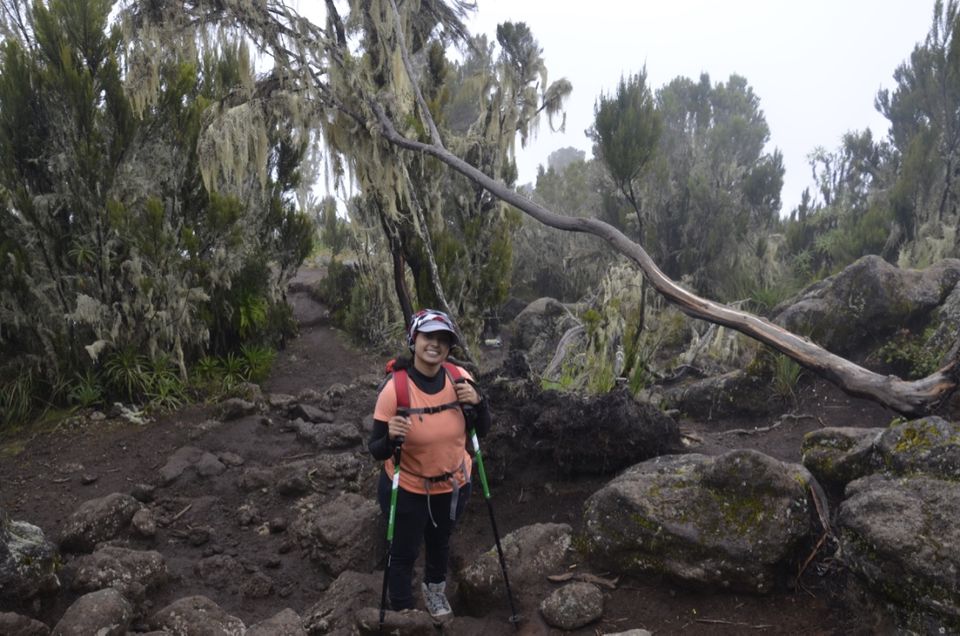 Photo of Do I call myself a trekker, a hobby climber, a budding mountaineer?? 7/10 by Namrata Rao