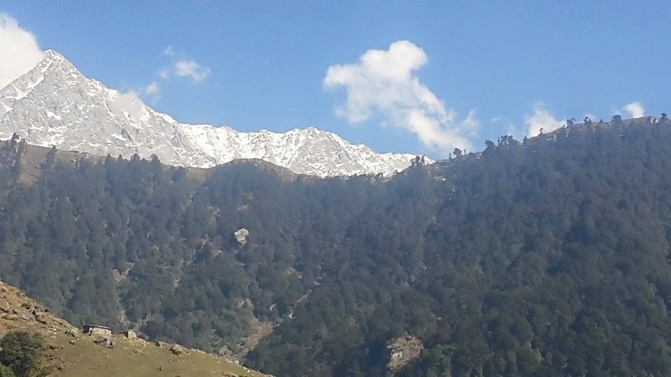 Photo of Triund, Triund Hill Trail from Bhagsunag Waterfall, Dharamshala, Himachal Pradesh, India by Shairil Bhardwaj