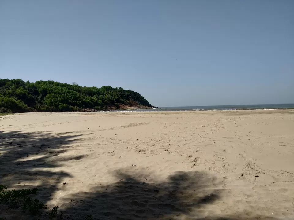 Photo of Kadle Beach, Karnataka by Suvasini