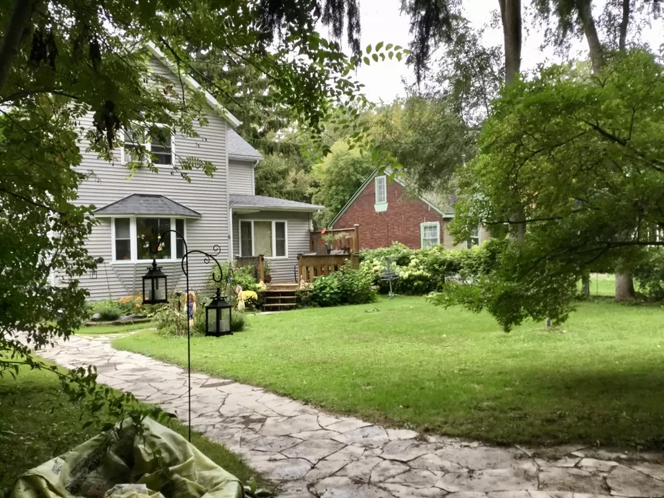 Photo of Toronto, ON, Canada by Murali Pachiappan