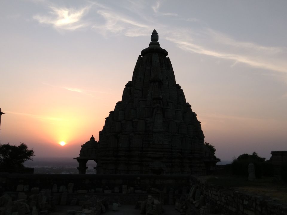 Photo of A Couple on a Road Trip. 4 States. 12 Cities. 6 Days. Experience of a Life Time! by Vishvas Raval