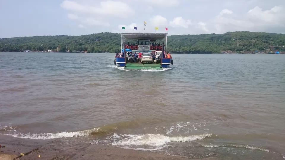 Photo of Jaigad Fort, Jaigad, Maharashtra, India by Anurag Chivilkar