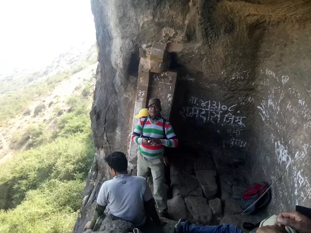 Photo of Rajdher Fort, Rajderwadi, Maharashtra, India by Anurag Chivilkar