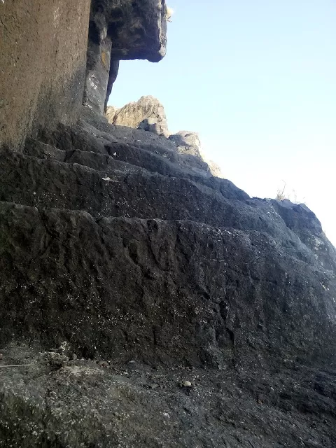 Photo of Rajdher Fort, Rajderwadi, Maharashtra, India by Anurag Chivilkar
