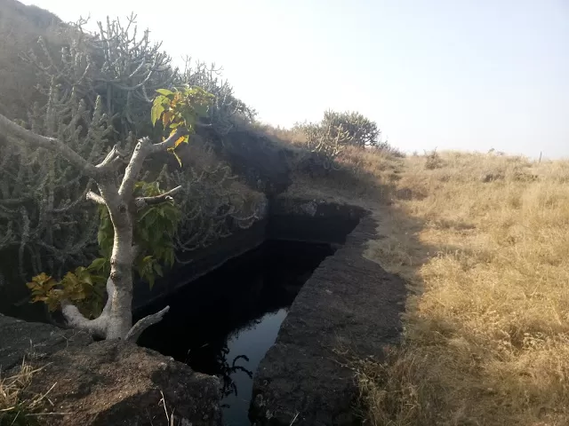 Photo of Rajdher Fort, Rajderwadi, Maharashtra, India by Anurag Chivilkar