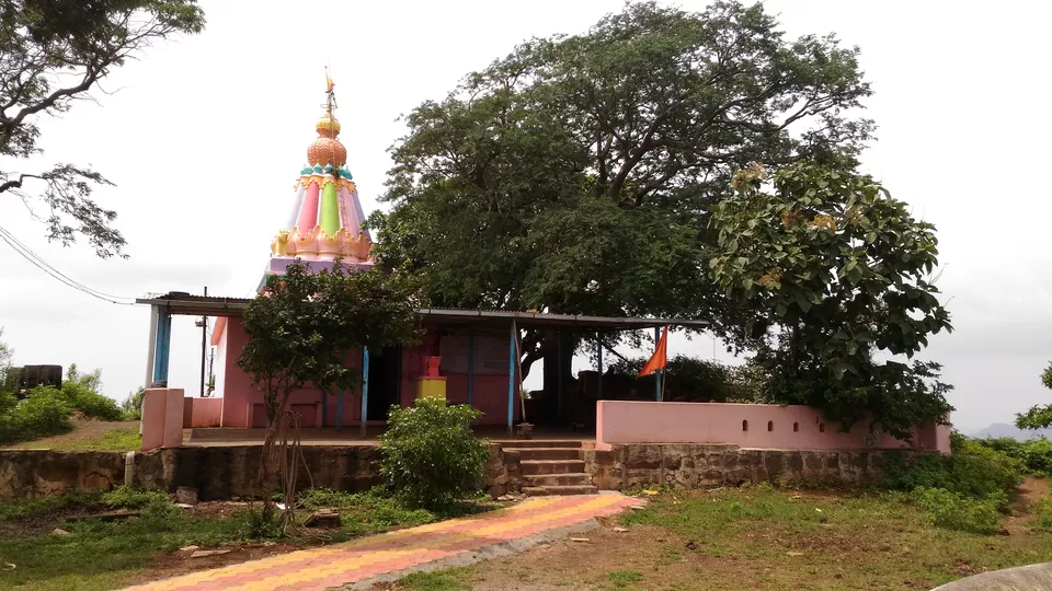 Photo of Sadashivgad Karad, Hajarmachi, Maharashtra, India by Anurag Chivilkar