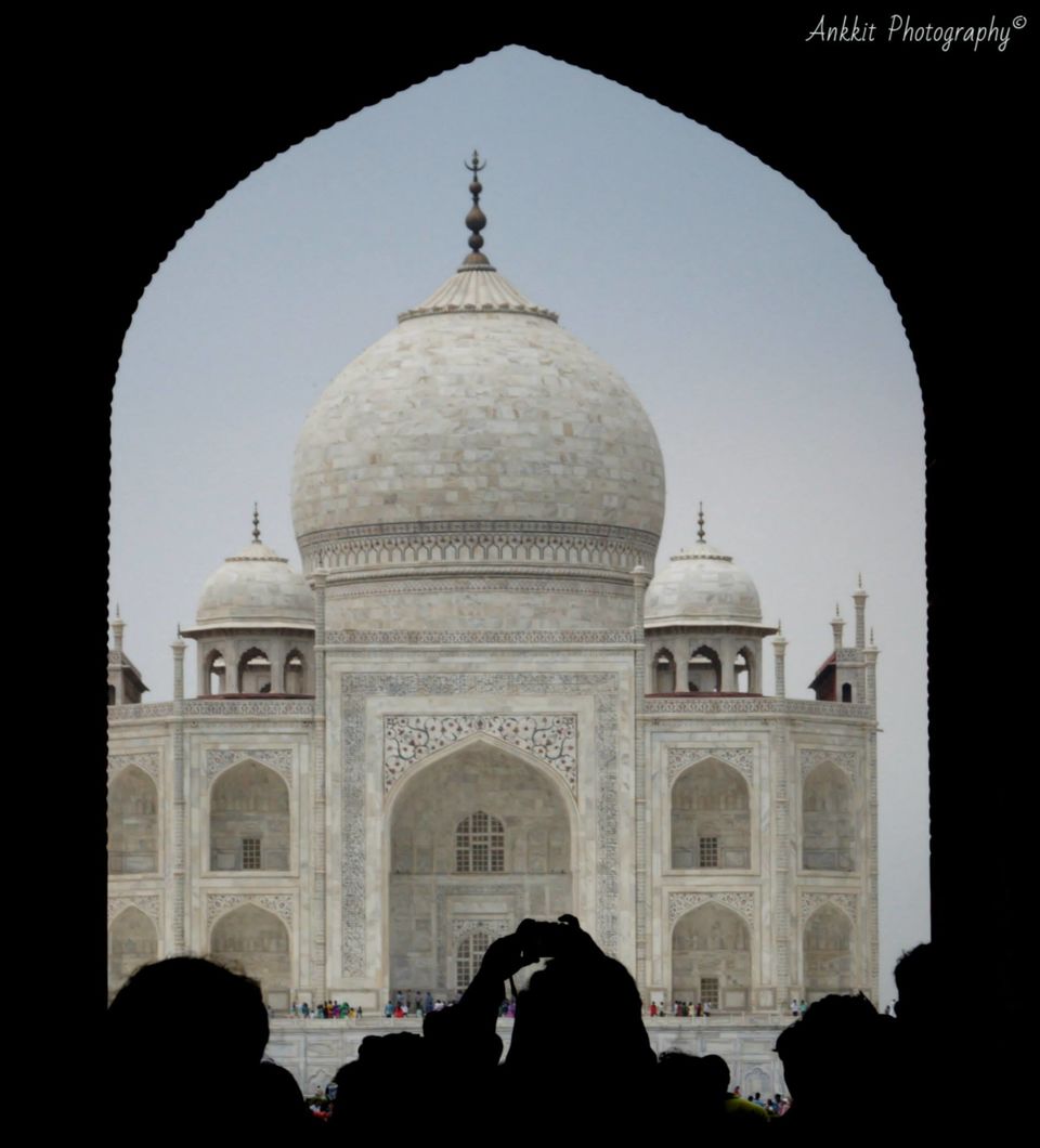 Photo of How to experience one of the Seven Wonders - The Taj Mahal 1/10 by Ankkit Saxena