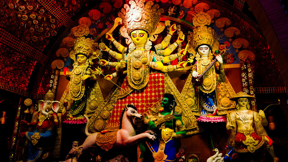 Photo of How to Navigate Durga Pujo 28/29 by Aradhana Mathews