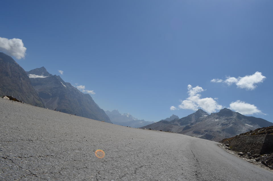 Photo of Rohtang La - Ground of Corpses 7/14 by Sri Ram S
