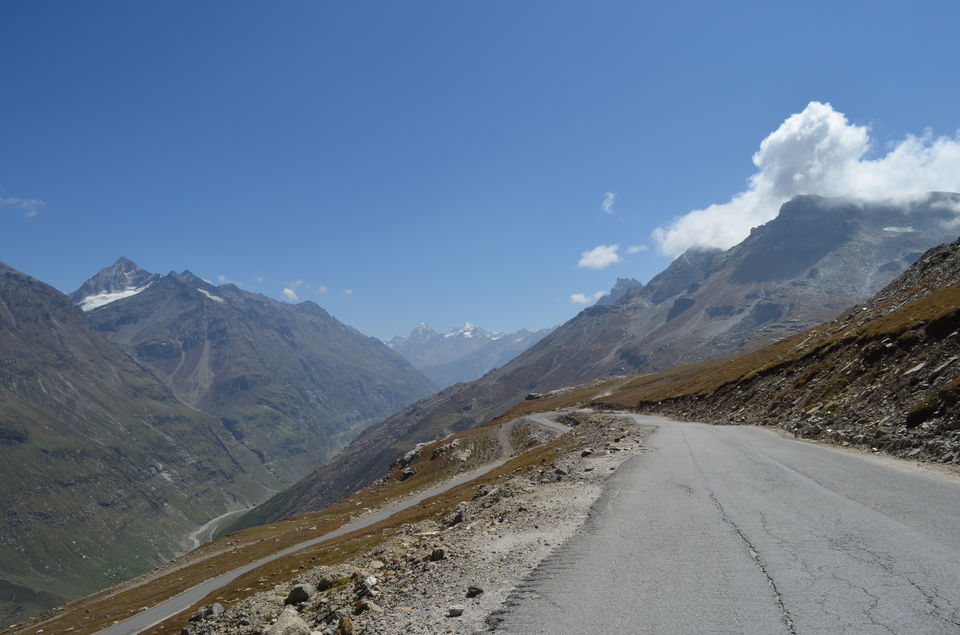 Photo of Rohtang La - Ground of Corpses 8/14 by Sri Ram S