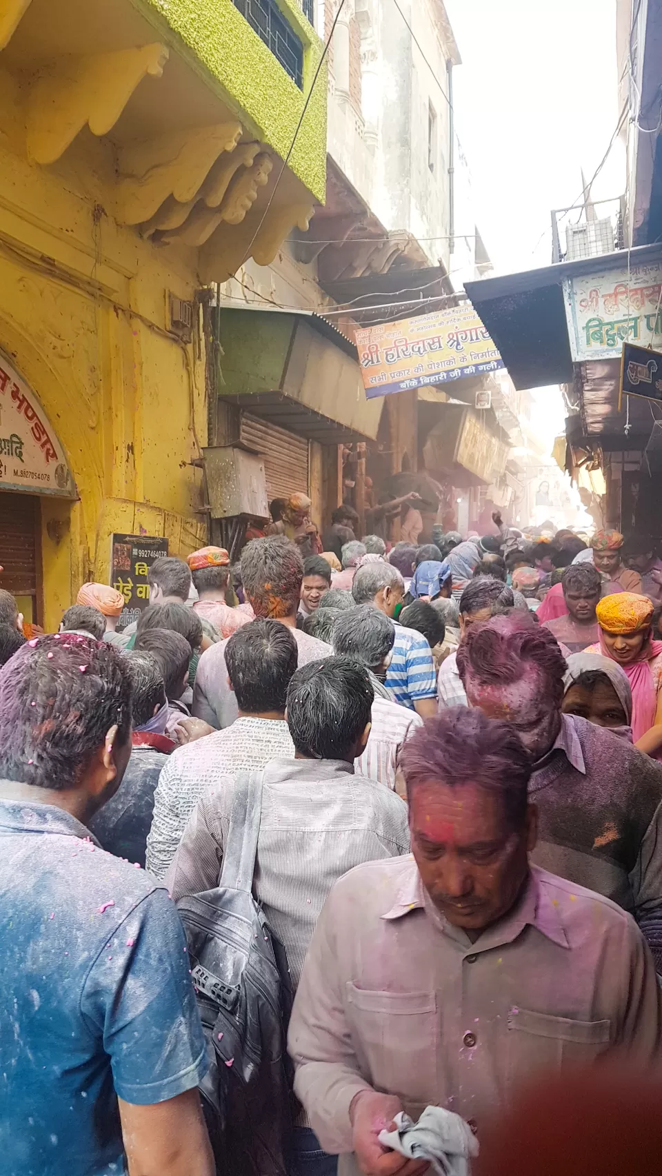 Photo of Banke Bihari Temple, Goda Vihar, Vrindavan, Uttar Pradesh, India by Anurag Khetan