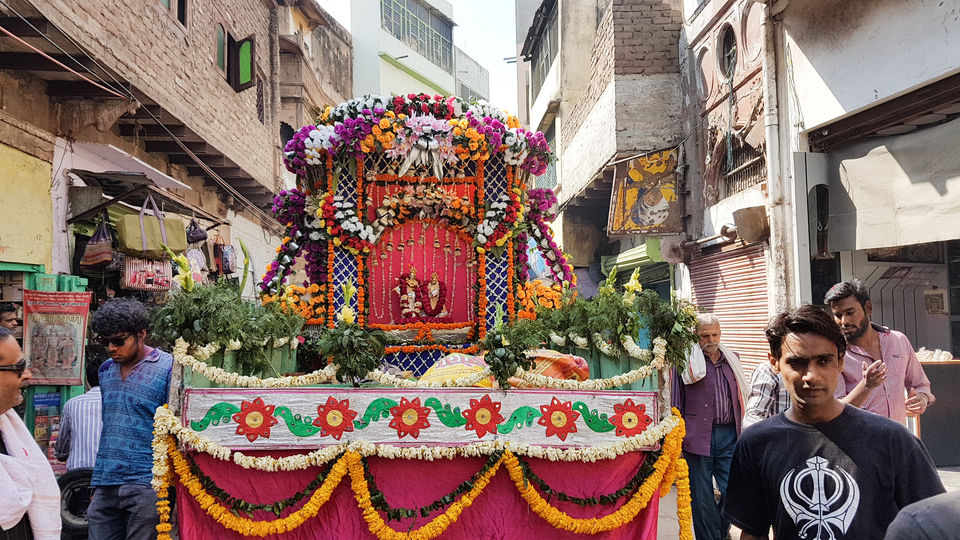 Photo of Why I chose celebrating Holi in Mathura and Vrindavan over partying in GOA by Anurag Khetan
