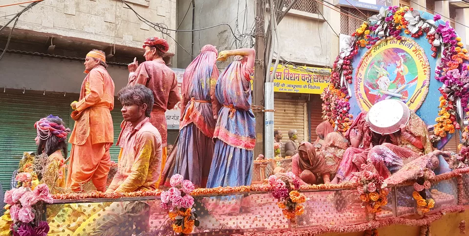 Photo of Why I chose celebrating Holi in Mathura and Vrindavan over partying in GOA by Anurag Khetan