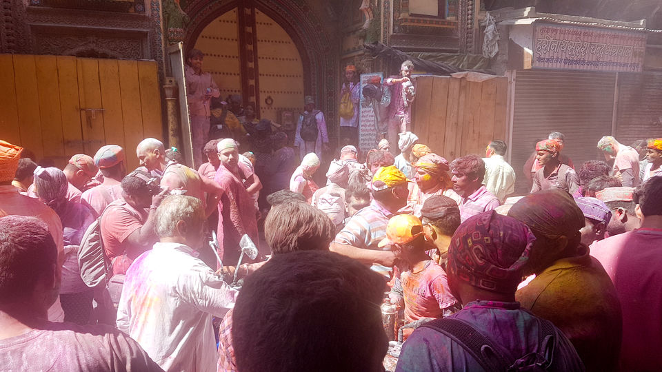 Photo of Why I chose celebrating Holi in Mathura and Vrindavan over partying in GOA by Anurag Khetan