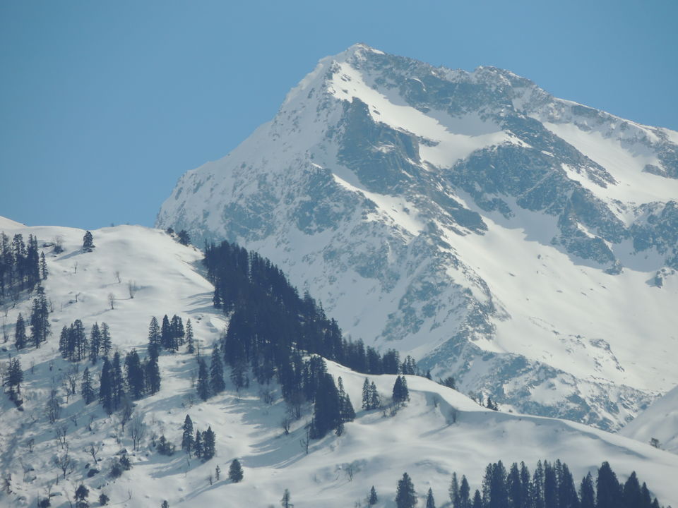 Photo of Dalhousie - McLeodganj - Bir - Manali - Photo Blog 33/38 by Manoj Bodduna