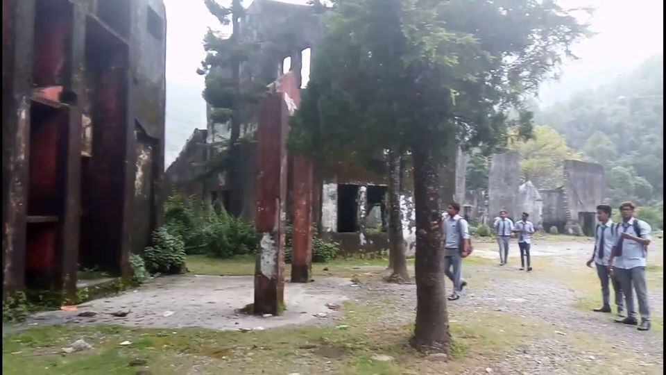 Photo of Lambi Dehar Mine: Screaming with the pain of 50,000 worker 6/9 by Saurabh Verma
