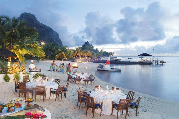 Photo of 5 Reasons why Mauritius is perfect for your honeymoon! 1/1 by Rahul Sharma