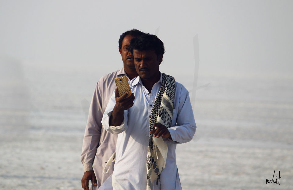 Photo of Rann of Kutch, Kutch, Gujarat, India by Rohit Singh