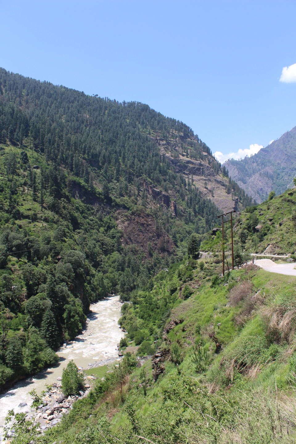Photo of How I Managed To Trek Kheerganga With My 8 Year Old Daughter! by Anjali Chawla