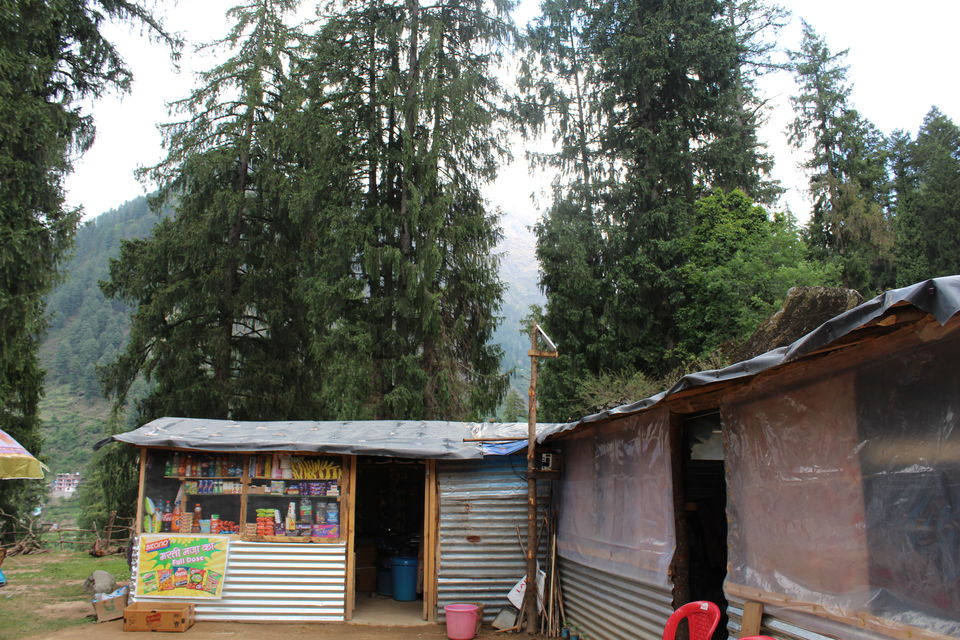 Photo of How I Managed To Trek Kheerganga With My 8 Year Old Daughter! by Anjali Chawla
