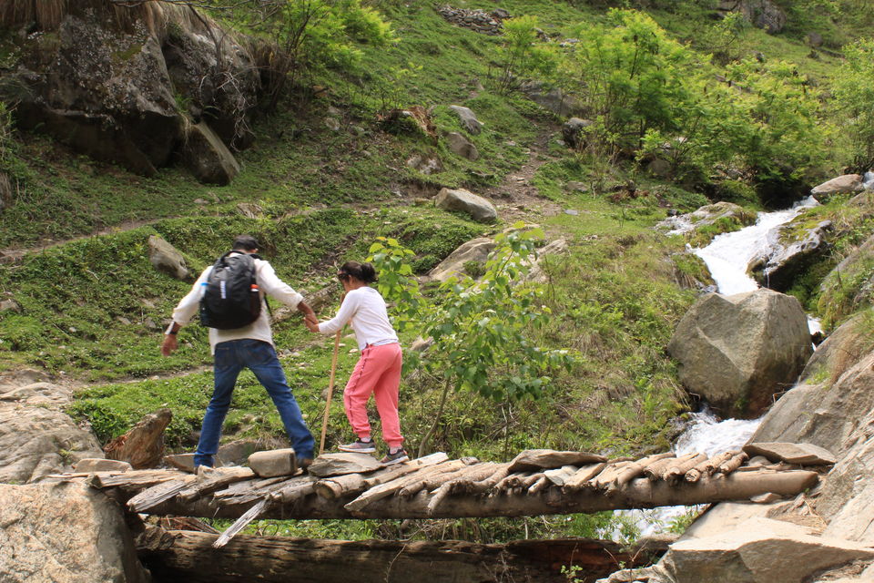 Photo of How I Managed To Trek Kheerganga With My 8 Year Old Daughter! by Anjali Chawla
