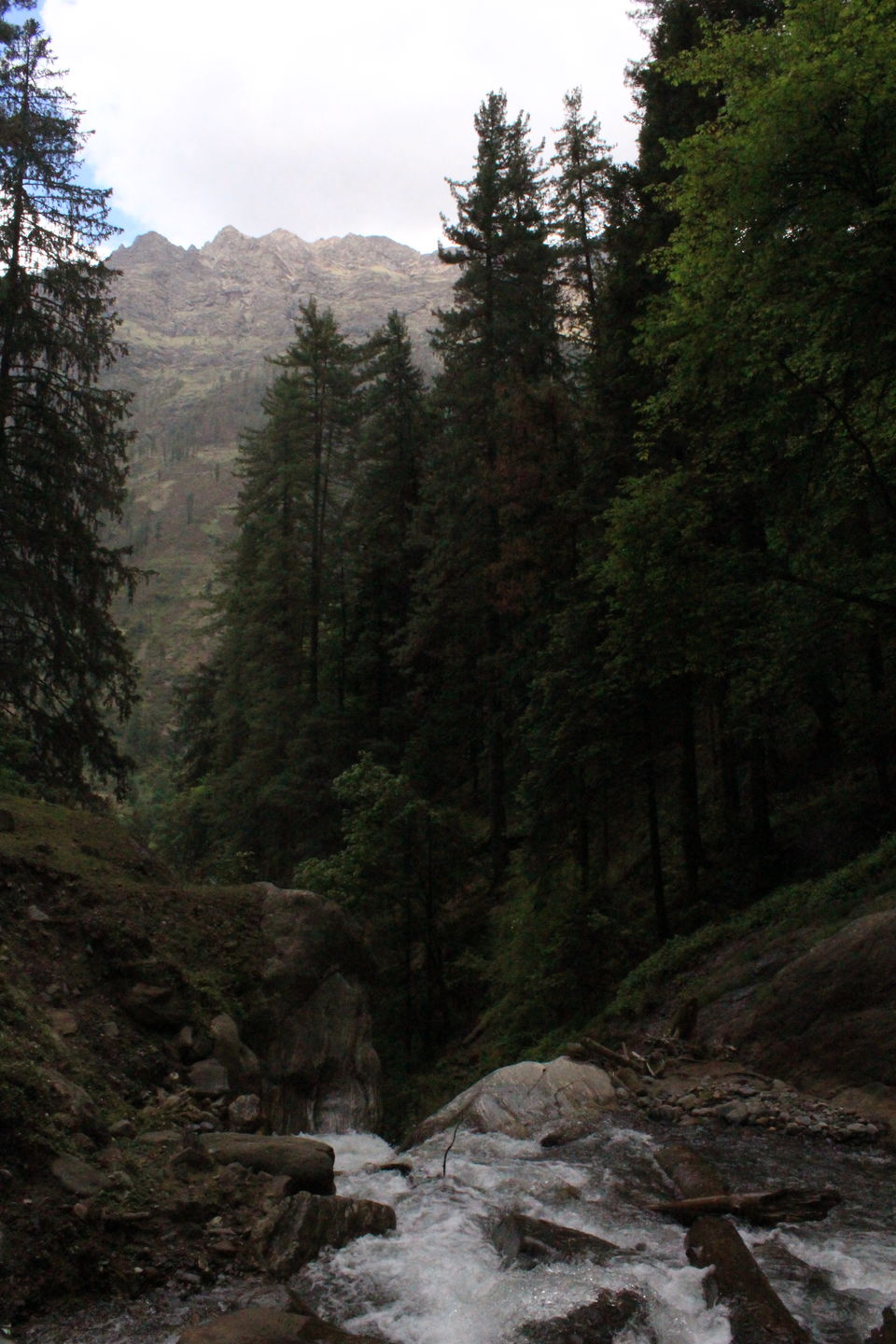 Photo of How I Managed To Trek Kheerganga With My 8 Year Old Daughter! by Anjali Chawla