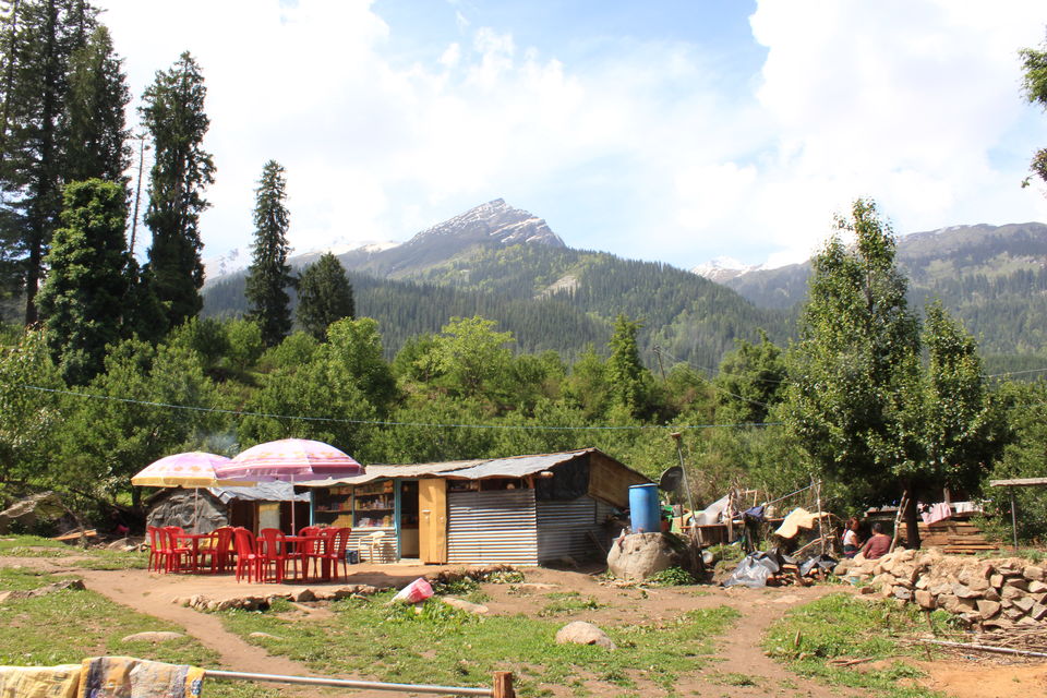 Photo of How I Managed To Trek Kheerganga With My 8 Year Old Daughter! by Anjali Chawla