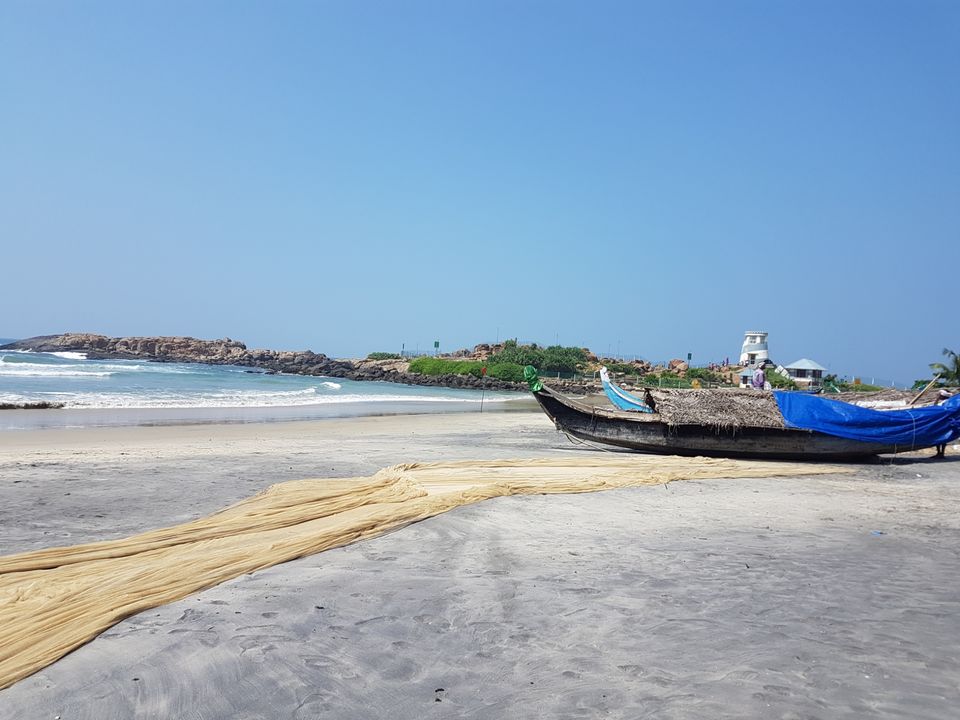 Photo of Light House Beach, Kovalam, Thiruvananthapuram, Kerala, India by Radhika Vinod Kumar