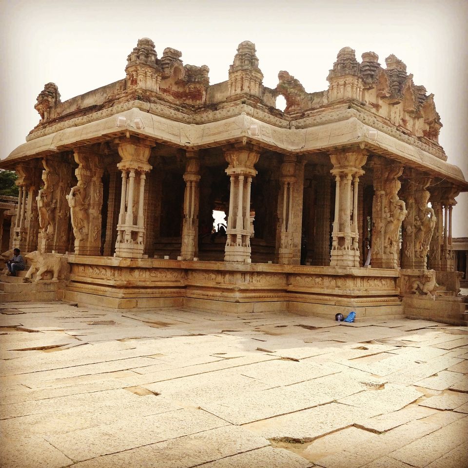 Photo of Hampi : Perfect blend of Heritage and Nature by ghumakkad_bandi