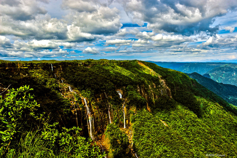 Photo of Meghalaya "The Adobe of Clouds" 1/1 by Uphoria Travel