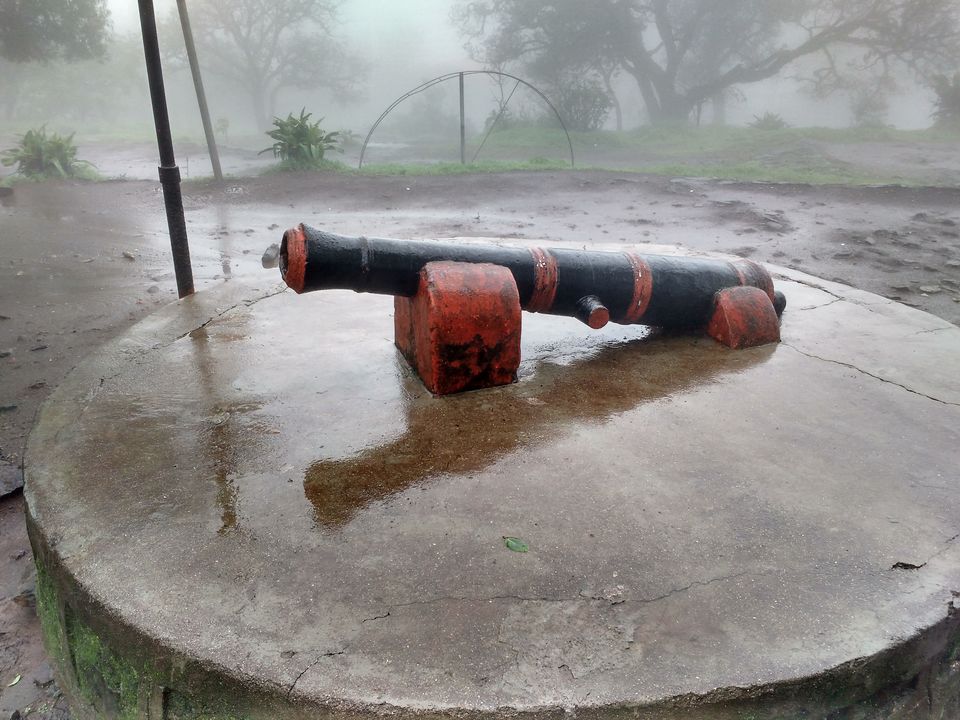 Photo of Back to the history where Maratha Kingdom born-Sinhaghad Fort(Pune) 8/10 by Pavankumar Shiraganvi