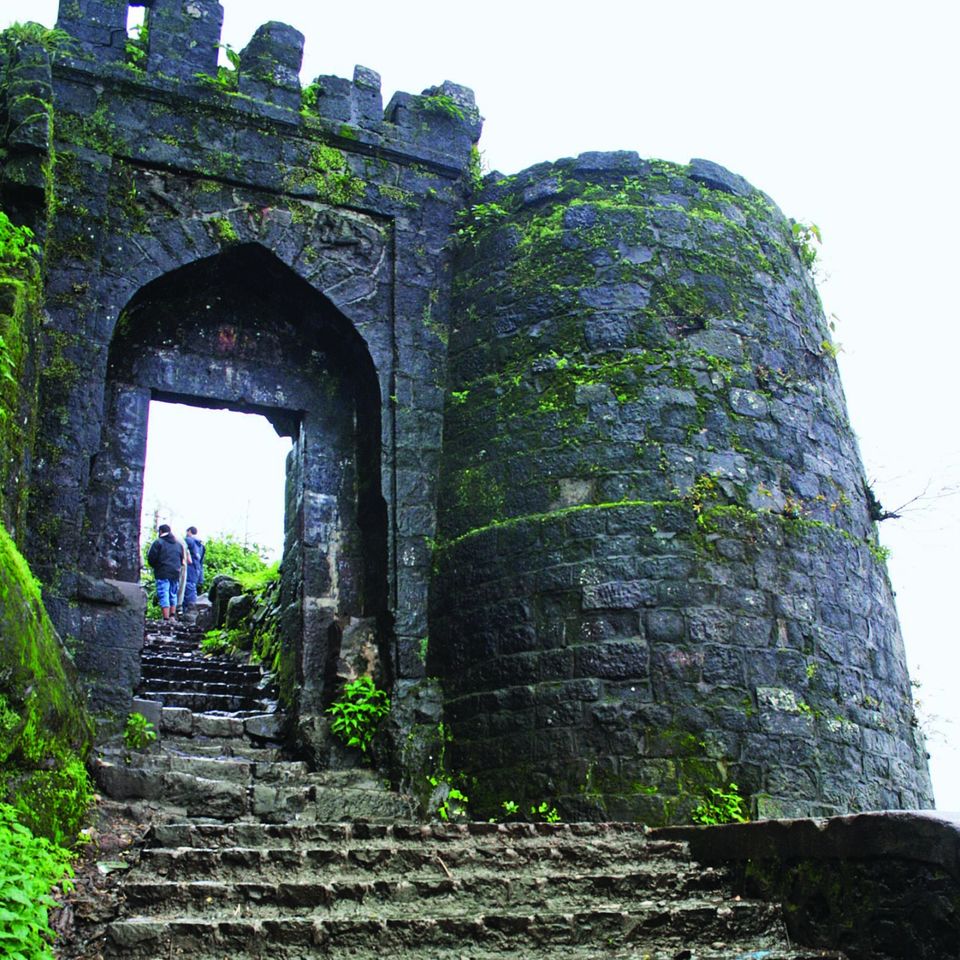 Photo of Back to the history where Maratha Kingdom born-Sinhaghad Fort(Pune) 1/10 by Pavankumar Shiraganvi