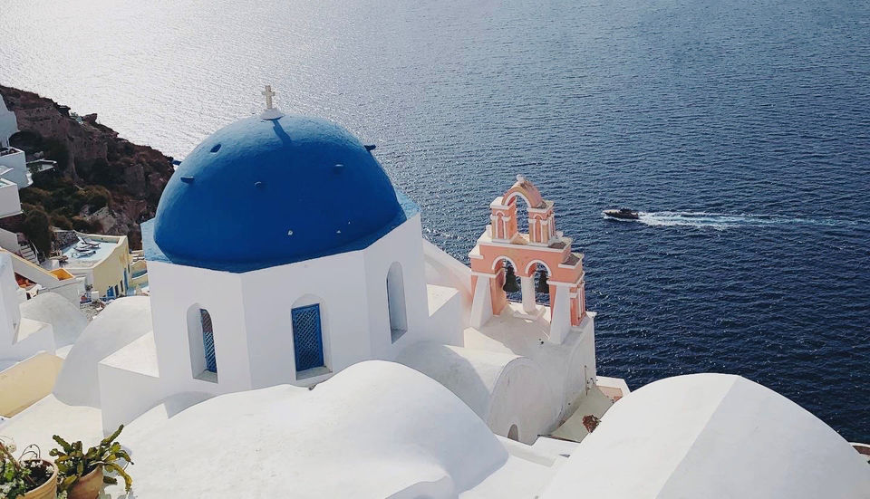 Photo of My Travel Experience in Greece (Athens, Mykonos and Santorini) by Wanderwithanki