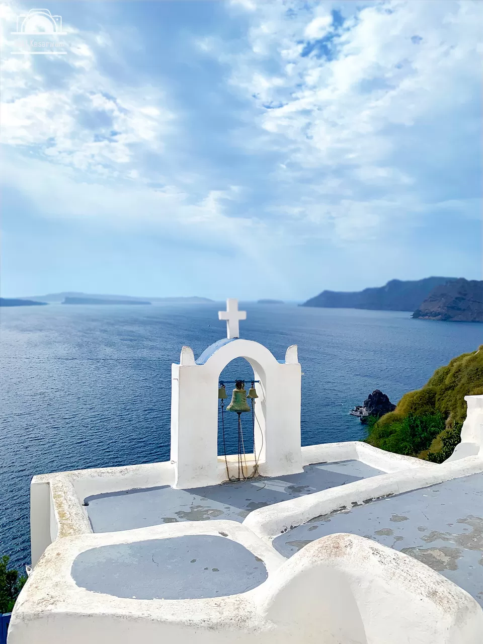 Photo of Oia, Greece by Wanderwithanki