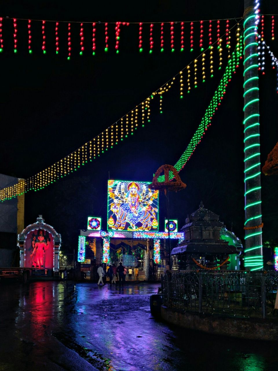 Photo of Sri Bhramaramba Mallikarjuna Swamy Jyothirlinga Devasthanam, Srisailam, Andhra Pradesh, India by Pooja Jaggari