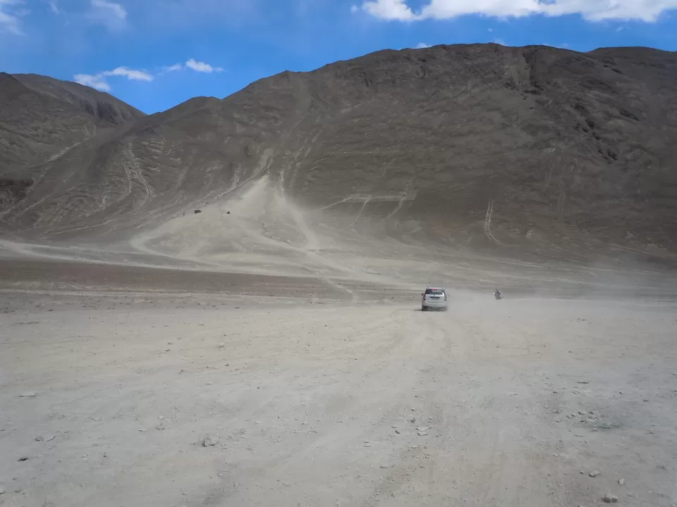 Photo of Magnetic Hill, Leh by The Travel Pundit