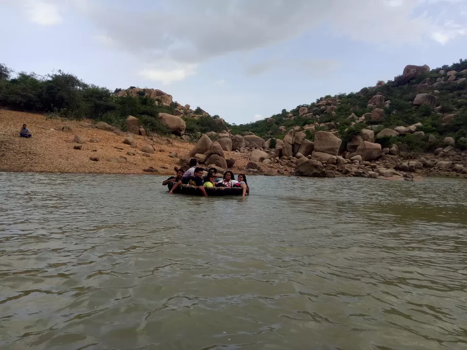 Photo of Sanapur Lake, Sanapur, Karnataka, India by The Travel Pundit