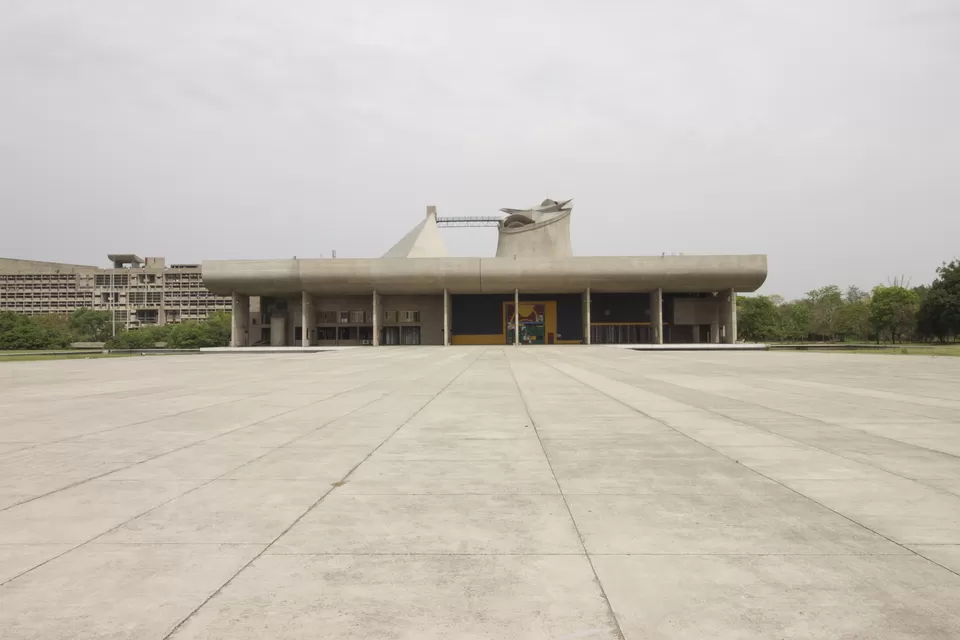 Photo of Capitol Complex, Sector 1, Chandigarh, India by Rararaasta