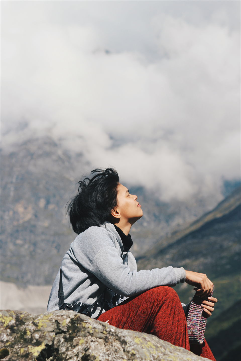 Photo of How I spent enthralling days in Valley of Flowers under Rs 2700 and revitalized my mind 1/8 by Anangsha Alomyan