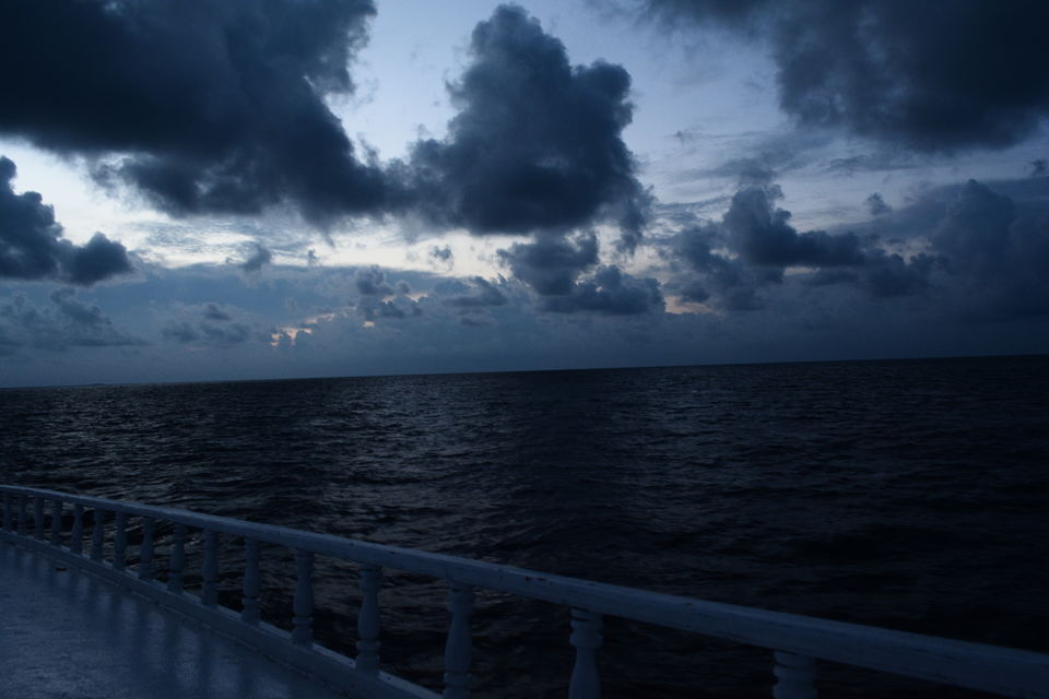 Photo of Mooning in Maldives by Sonam Singh