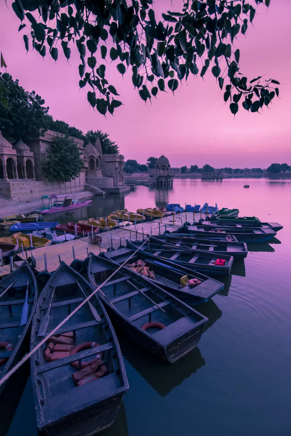 Photo of Gadisar Lake, Postal Colony, Jaisalmer, Rajasthan by swearingpirate 