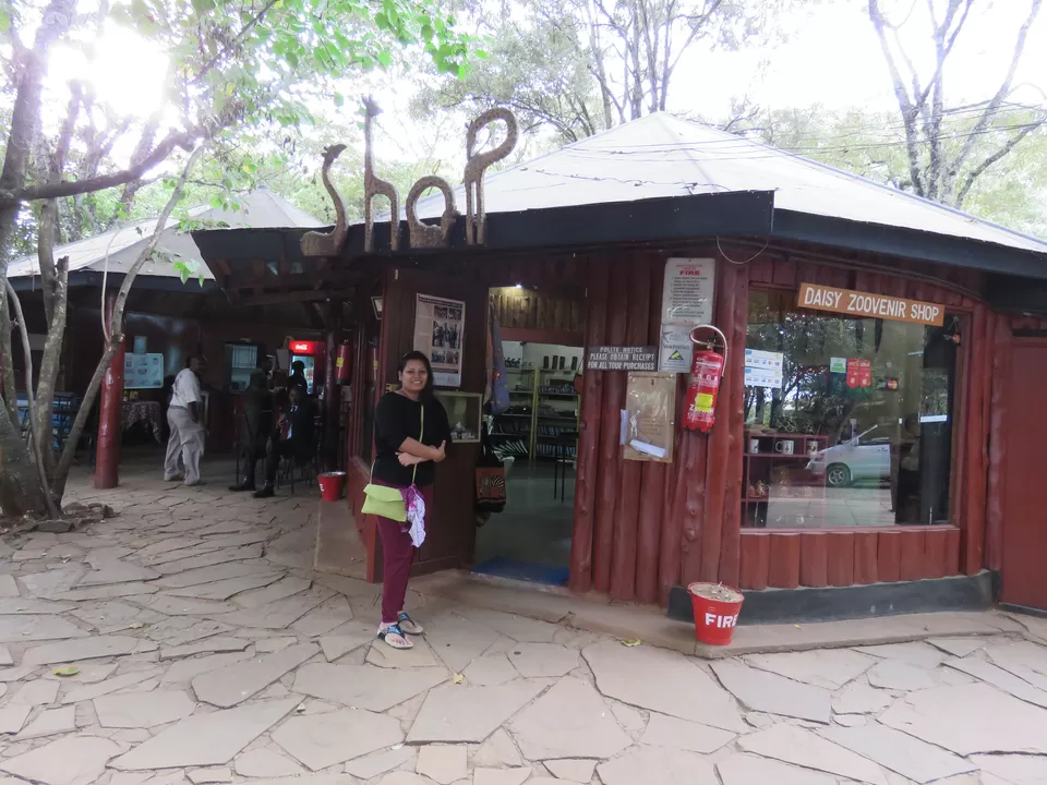 Photo of Giraffe Centre, Duma Road, Nairobi, Kenya by MM