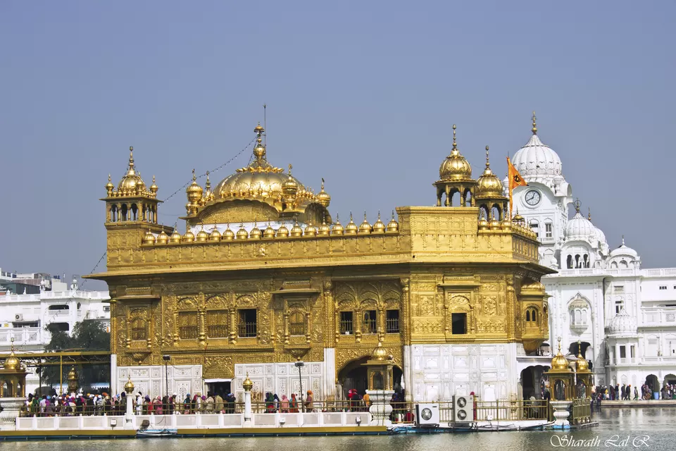 Photo of Golden Temple Amritsar, Amritsar, Punjab, India by Sharath Lal Raju