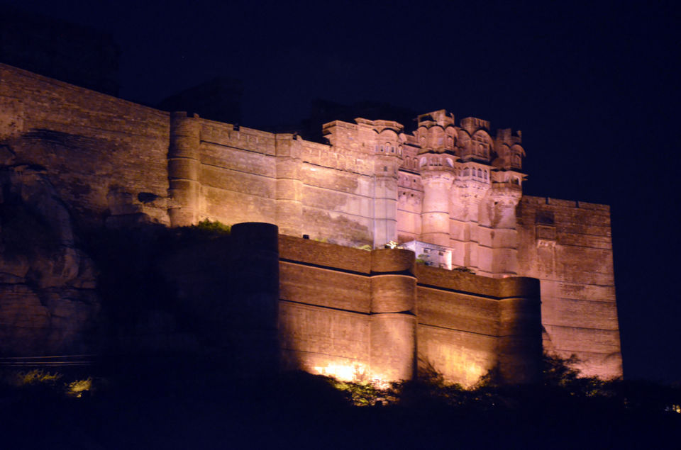 Photo of Monster Fort and the Blue City 1/10 by Anubhav Raikar