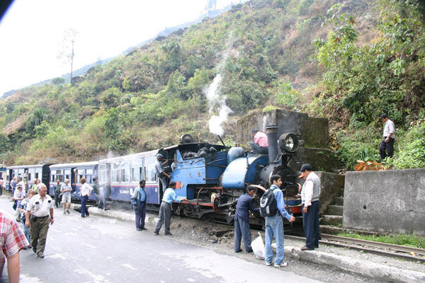Photo of Darjeeling. Queen of Hills by Rajarshi Chowdhury