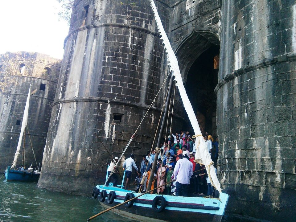 Photo of Murud Janjira Fort - Solo Trip by Amol Shinde